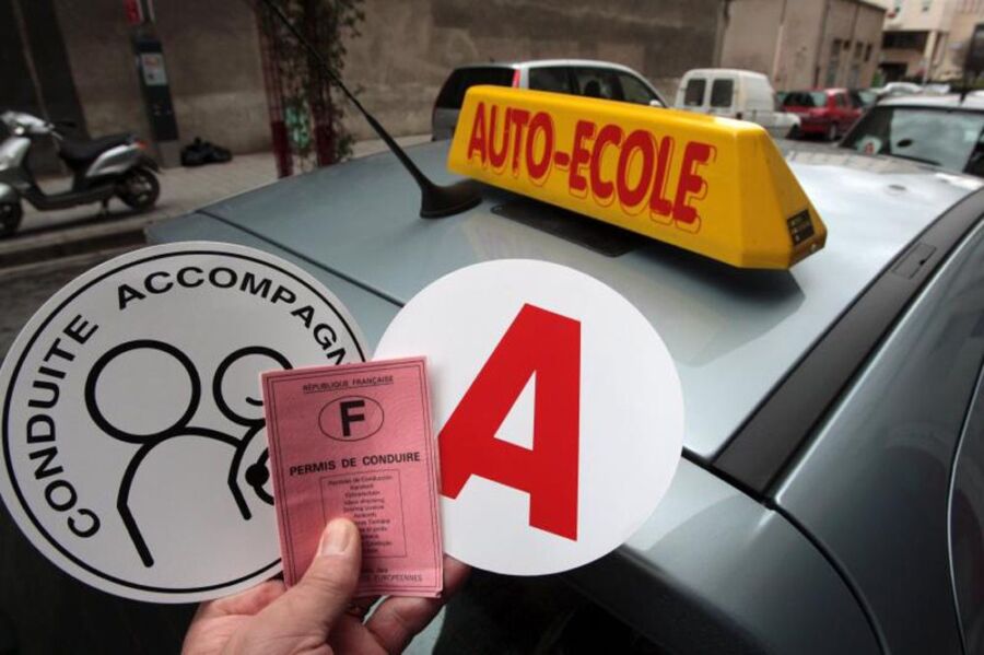 Conseils pour jeunes conducteurs